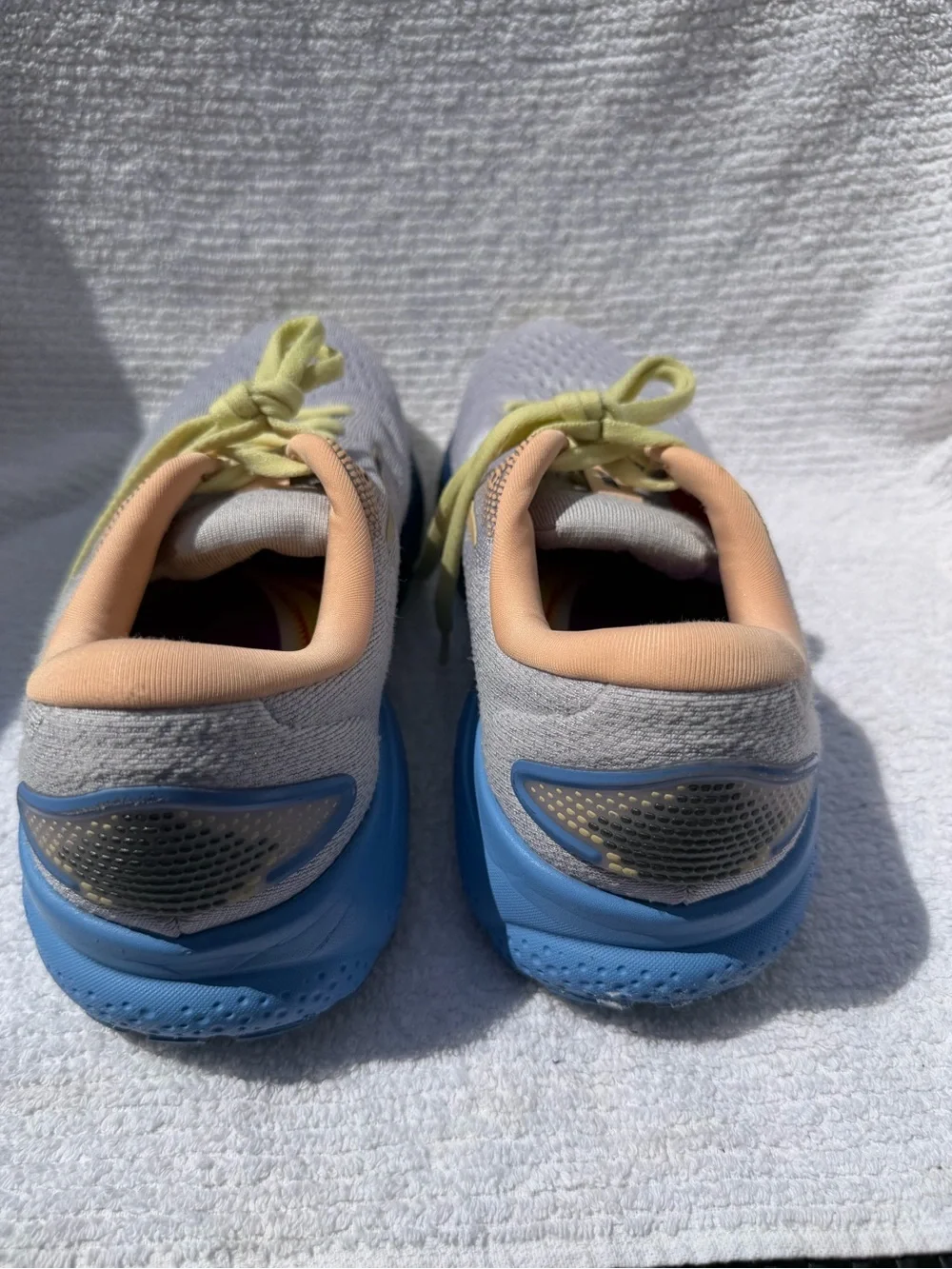 Brooks Ghost 16 Women’s 9.5 B Haze Blueprint Peach Running Shoes 1204071B182